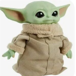Star Wars Green and Tan Plush Figure